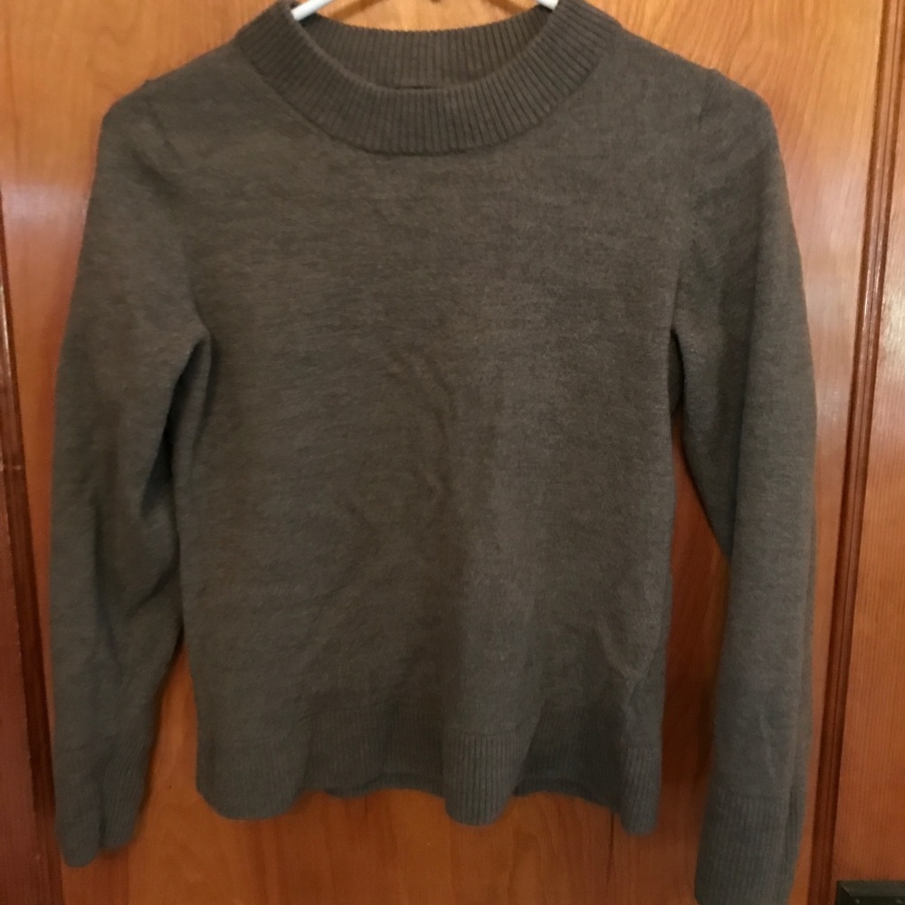 EUC Banana Republic Merino Wool Sweater